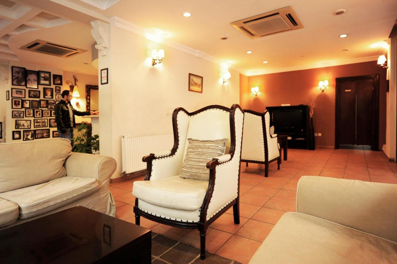Uestuen Hotel Alsancak İzmir Ngoại thất bức ảnh
