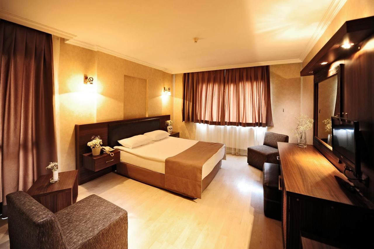 Uestuen Hotel Alsancak İzmir Ngoại thất bức ảnh