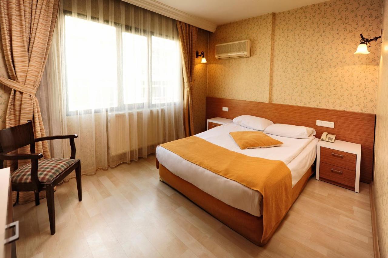 Uestuen Hotel Alsancak İzmir Ngoại thất bức ảnh