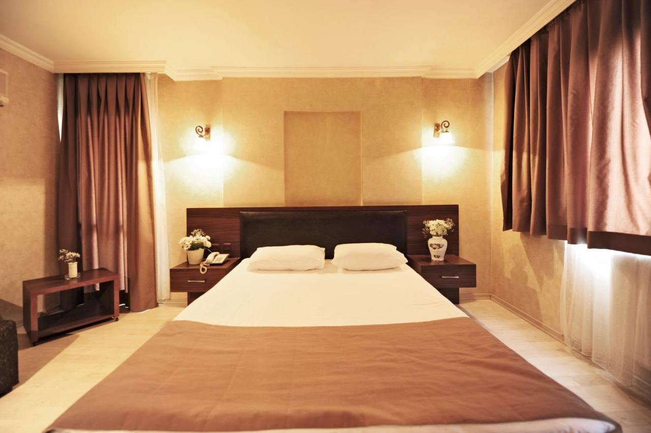 Uestuen Hotel Alsancak İzmir Ngoại thất bức ảnh