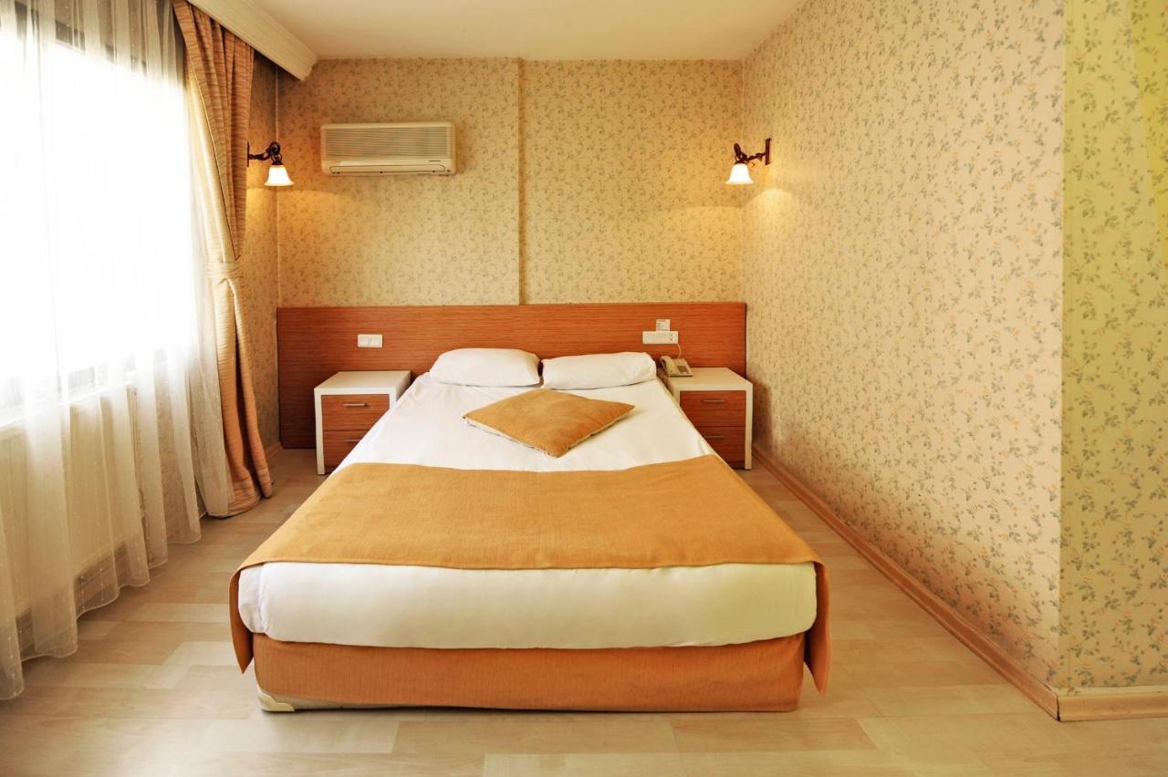 Uestuen Hotel Alsancak İzmir Ngoại thất bức ảnh
