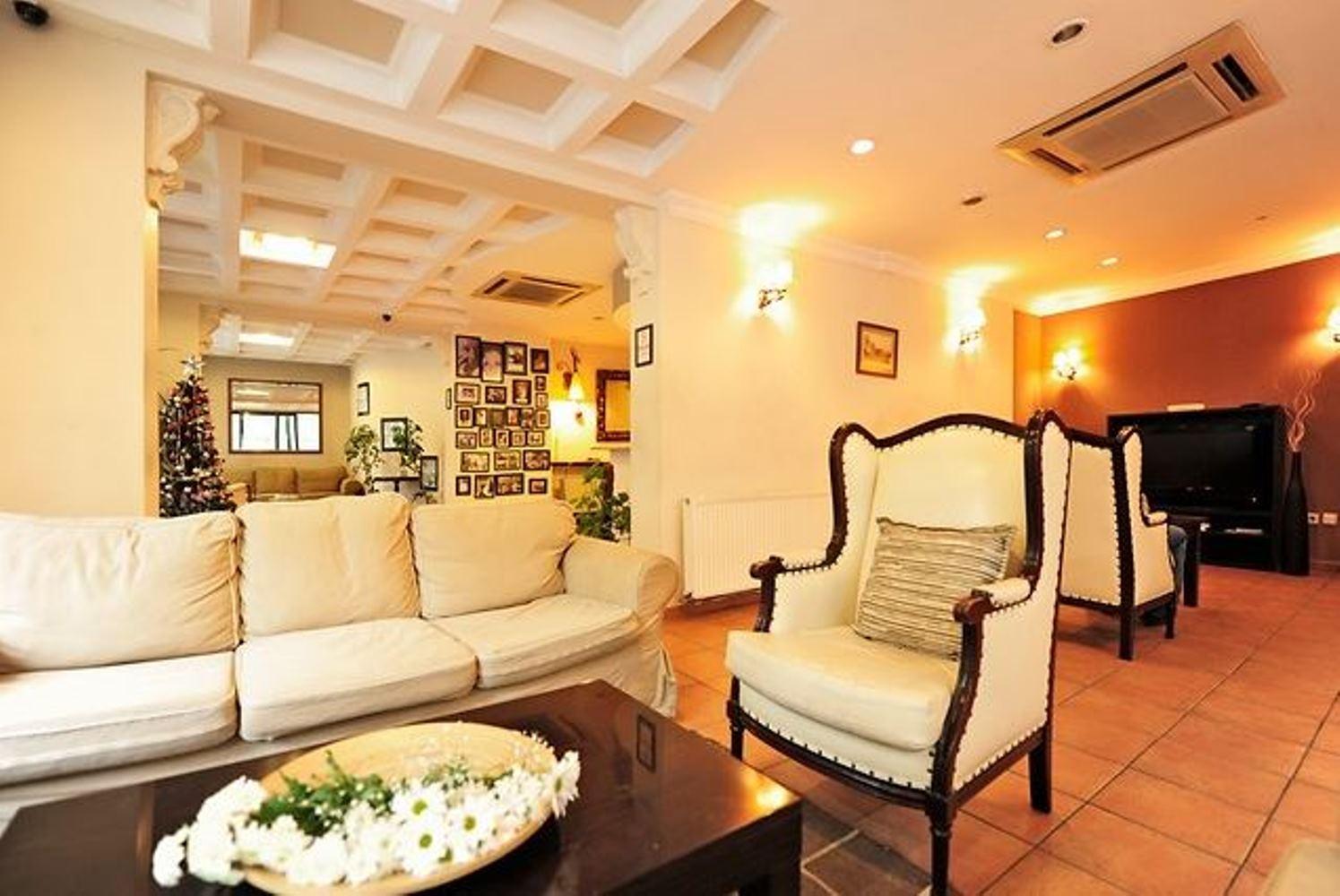 Uestuen Hotel Alsancak İzmir Ngoại thất bức ảnh