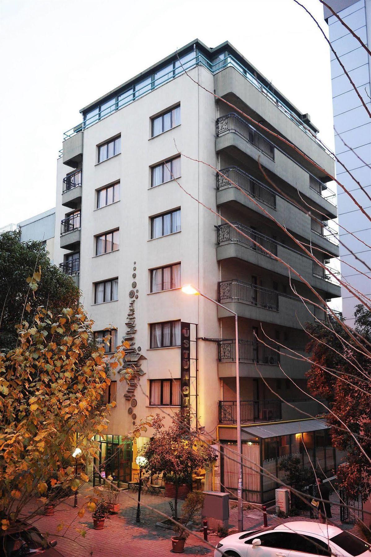 Uestuen Hotel Alsancak İzmir Ngoại thất bức ảnh