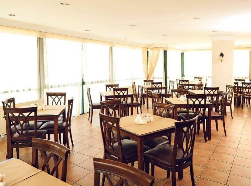 Uestuen Hotel Alsancak İzmir Ngoại thất bức ảnh